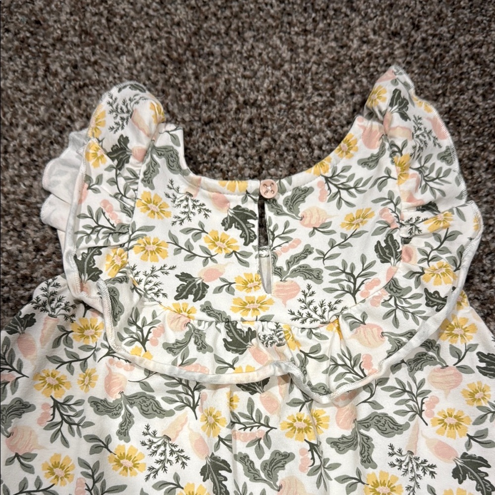 Girl’s Floral Ruffle Top - Picture 4 of 4